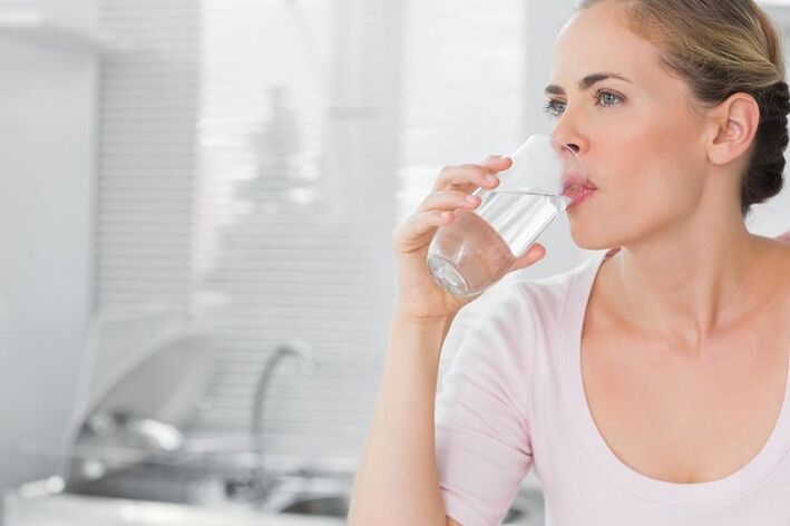 pitie vody na ketogénnej strave