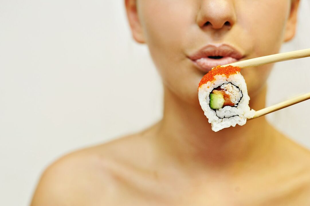 jesť sushi na japonskej strave