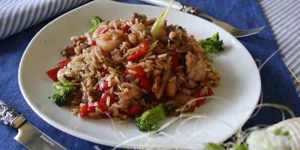 ryža so zeleninou pre dukanovú diétu